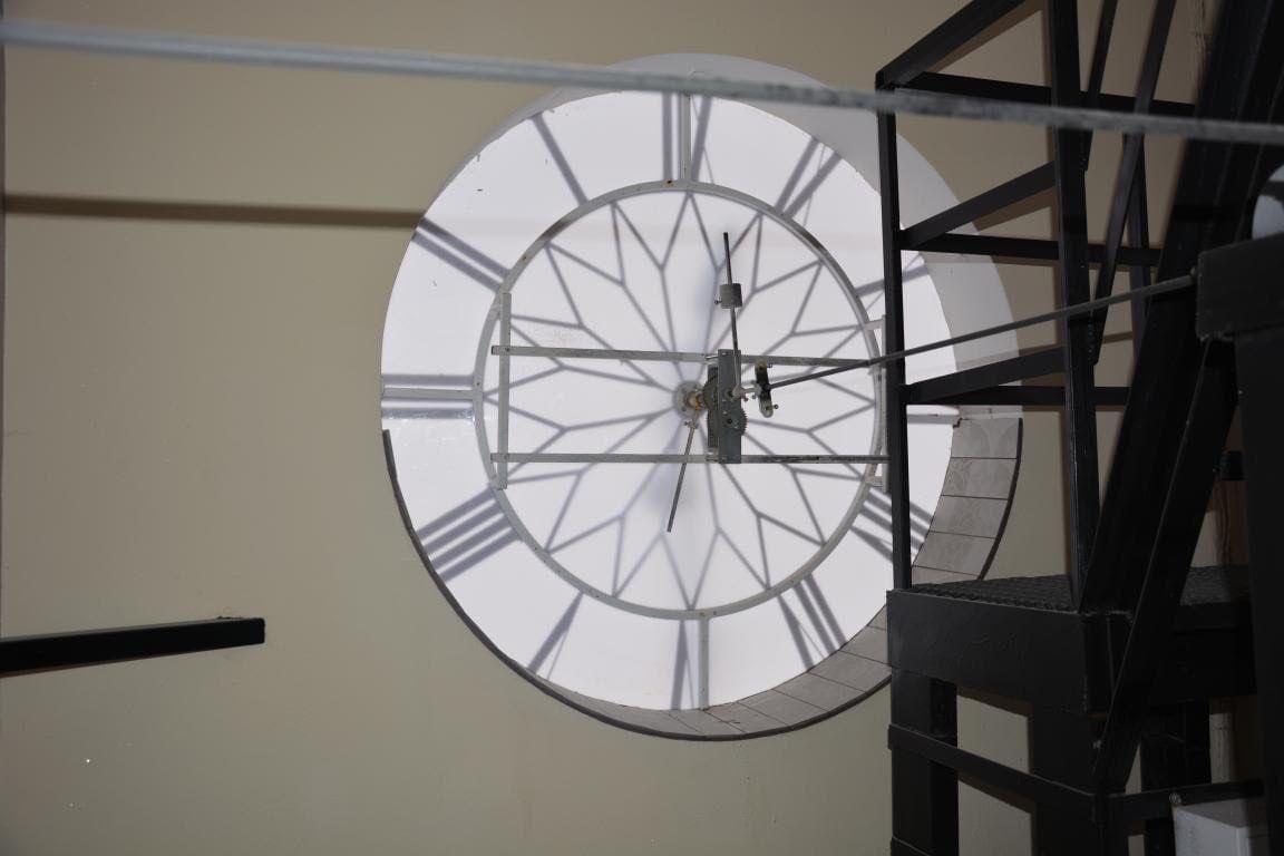 Новини Тернополя - фото з В області діє єдиний оглядовий майданчик на ратуші. Хочете освідчитися чи зробити унікальні фото?