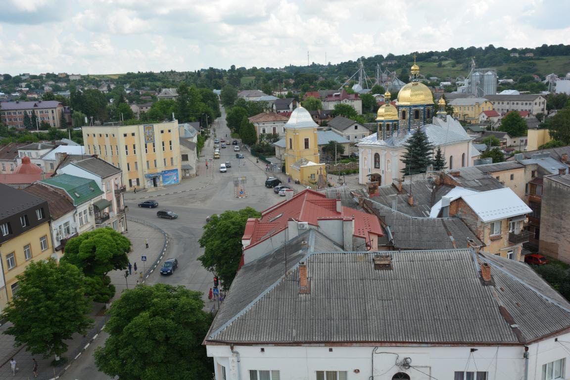 Новини Тернополя - фото з В області діє єдиний оглядовий майданчик на ратуші. Хочете освідчитися чи зробити унікальні фото?