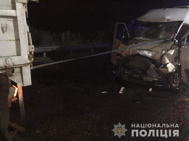 Новини Вінниці - фото з Смертельна ДТП біля Вороновиці: не розминулися Камаз та мікроавтобус