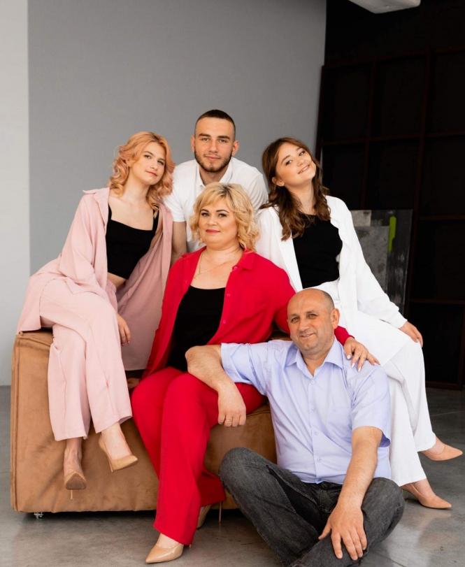 Новини Хмельницького - фото з “Ти у мене єдина”. Іван Гончар вітає хмельничан із 30-річчям незалежності України (Новини компаній)