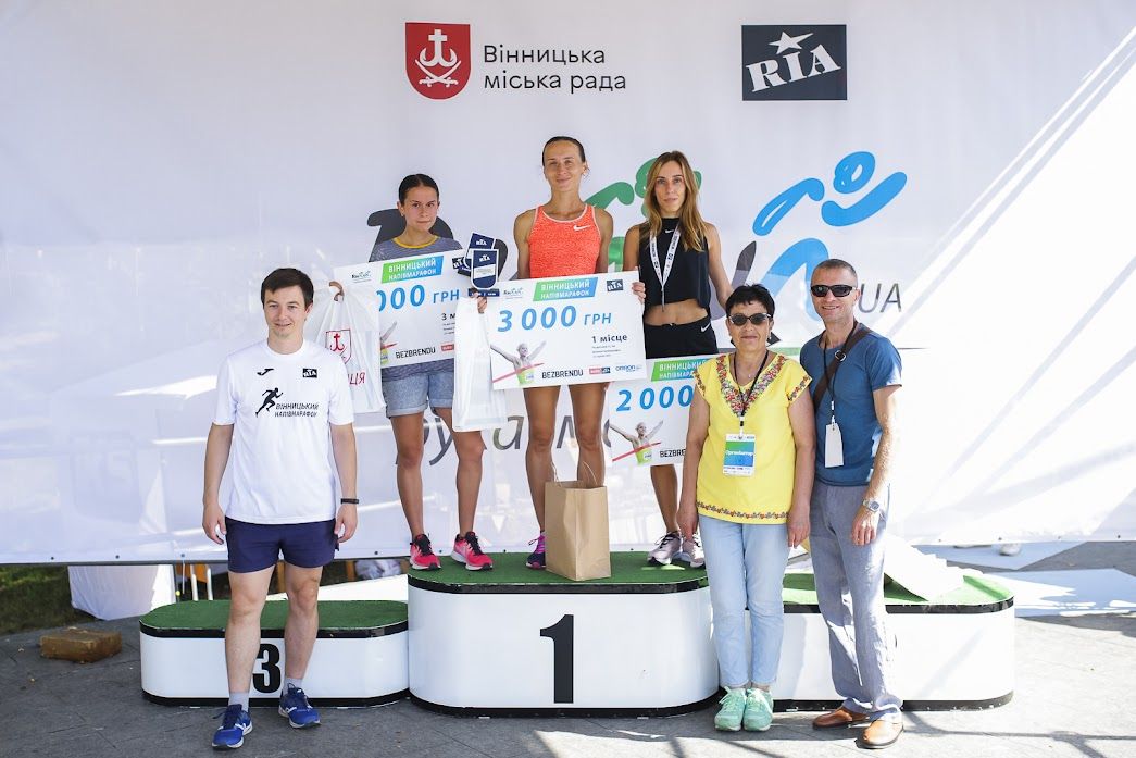 Новини Вінниці - фото з Кращі серед кращих. Хто став лідером Вінницького Напівмарафону-2021 на кожній дистанції