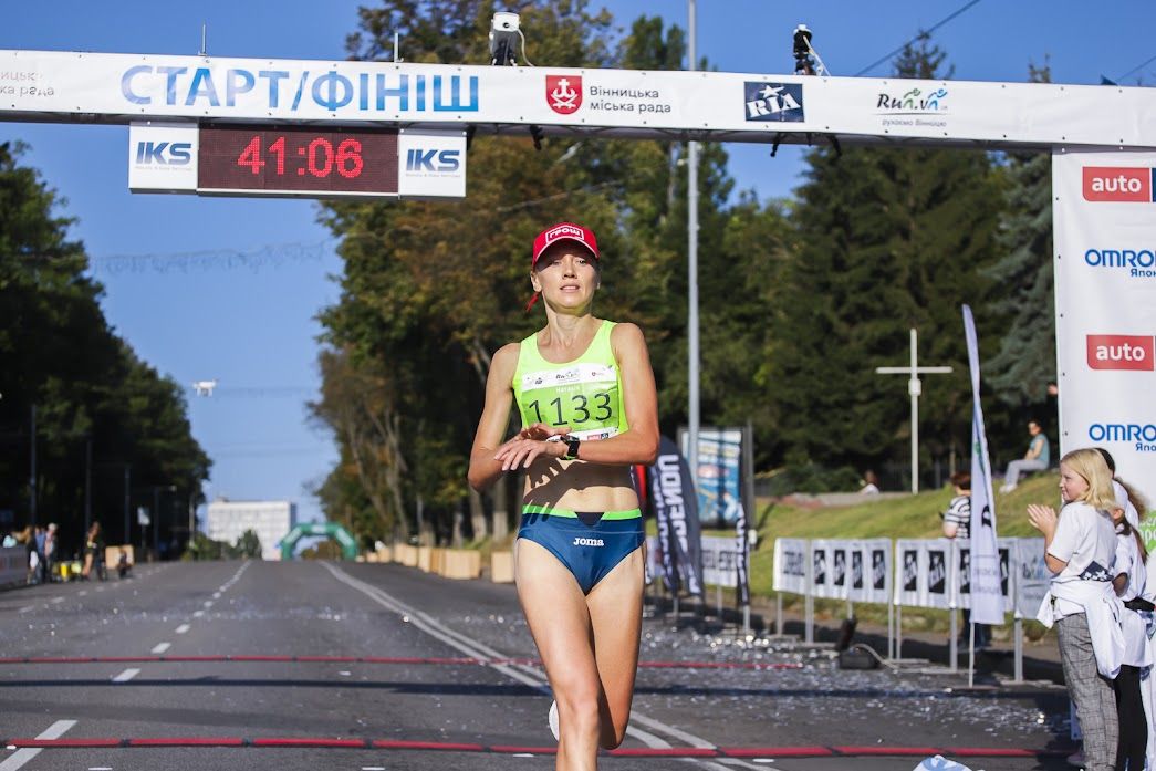 Новини Вінниці - фото з Кращі серед кращих. Хто став лідером Вінницького Напівмарафону-2021 на кожній дистанції