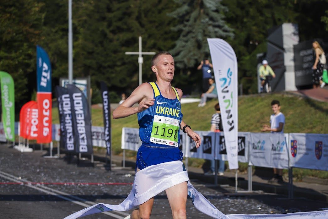 Новини Вінниці - фото з Кращі серед кращих. Хто став лідером Вінницького Напівмарафону-2021 на кожній дистанції