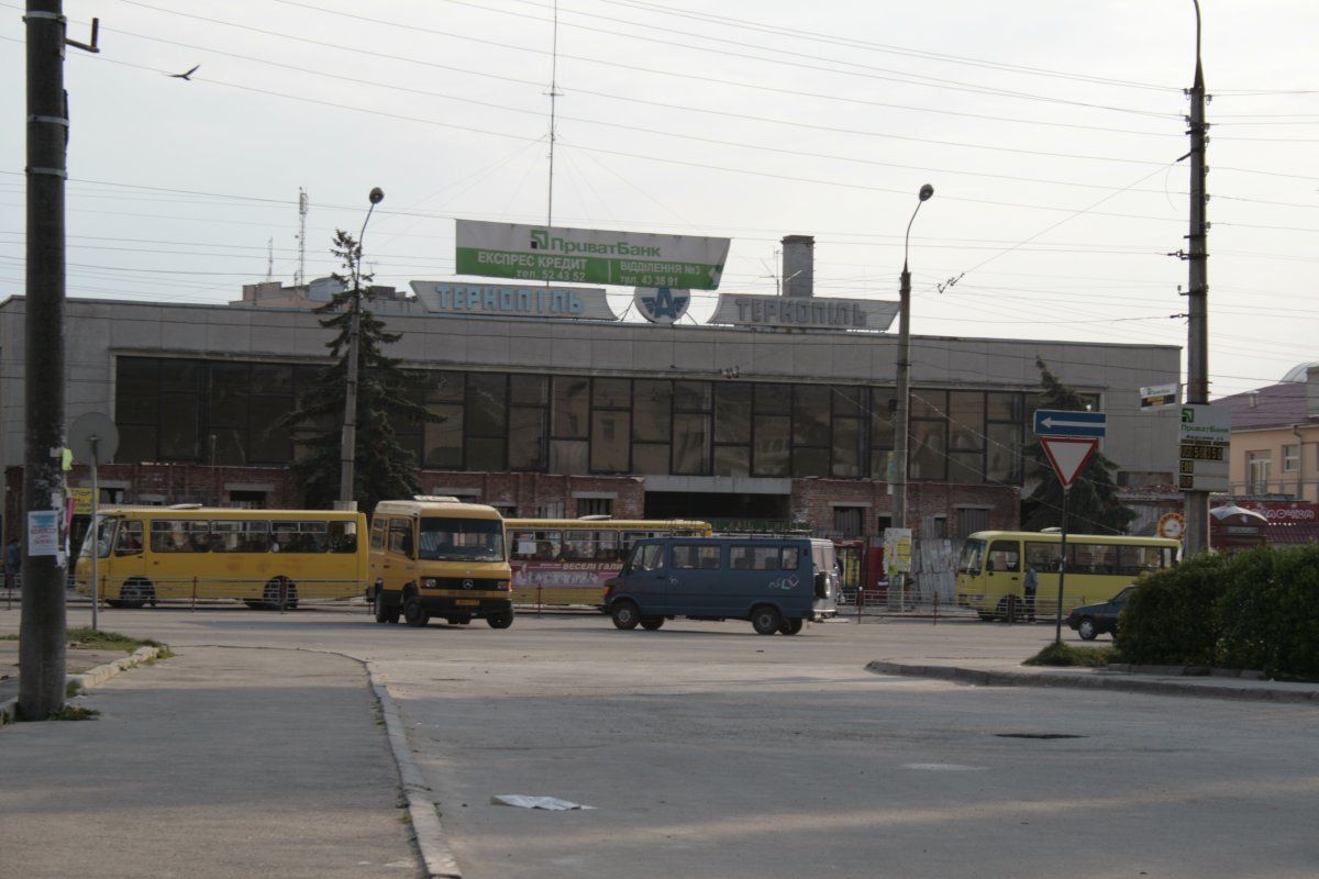 Новини Тернополя - фото з 31 рік Незалежності на фото: як змінився Тернопіль