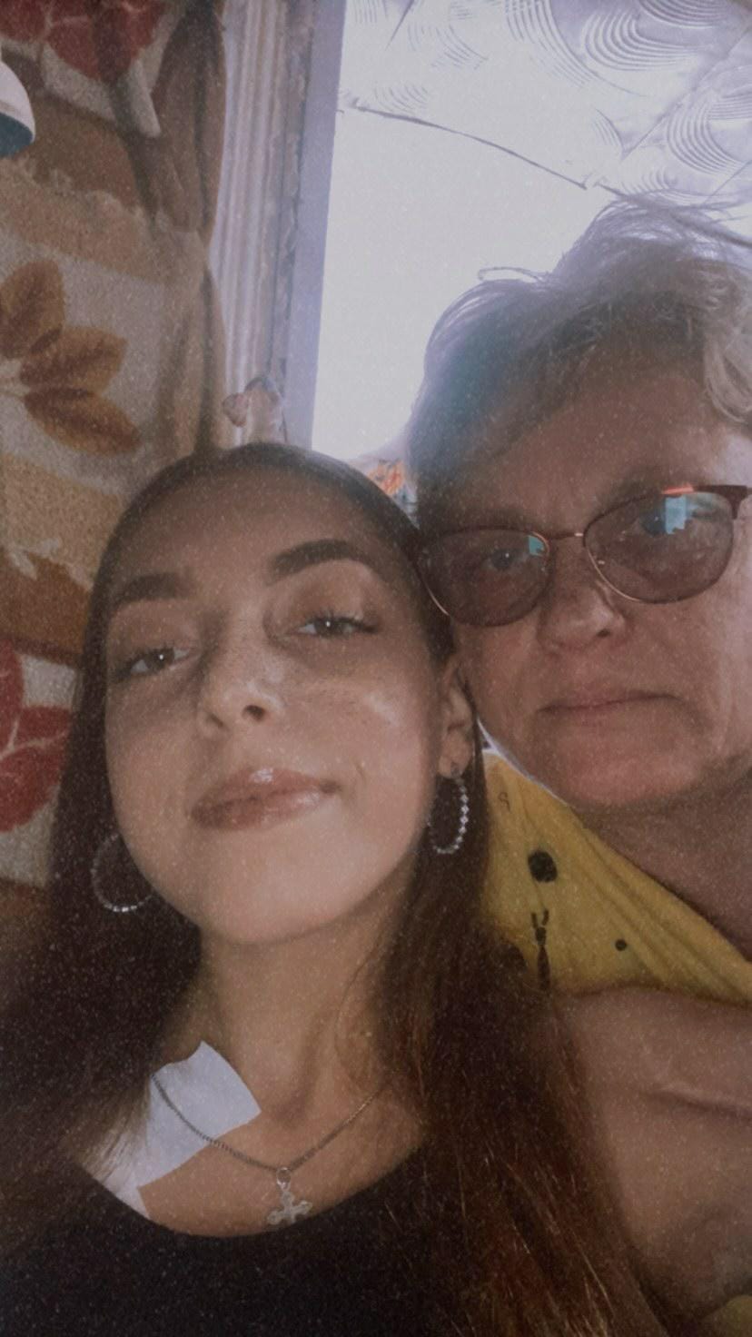 Новини Козятина - фото з Вже вдома: Діану Цимбарович виписали з лікарні. Рідні просять на допомогу для реабілітації