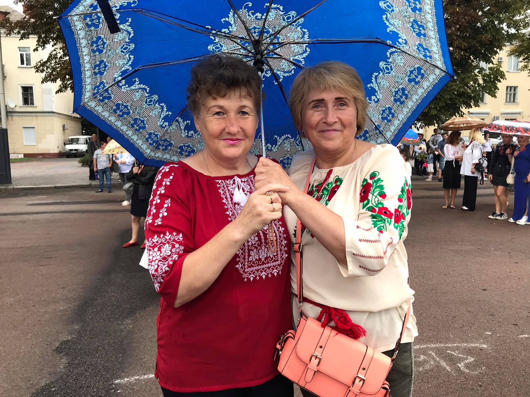 Новини Хмельницького - фото з Парад вишиванок у Хмельницькому: шукайте себе і знайомих на фото й відео Нет описания.