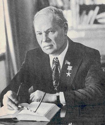 Новини Вінниці - фото з «Усі мої твори про Поділля». Що відомо про письменника Михайла Стельмаха