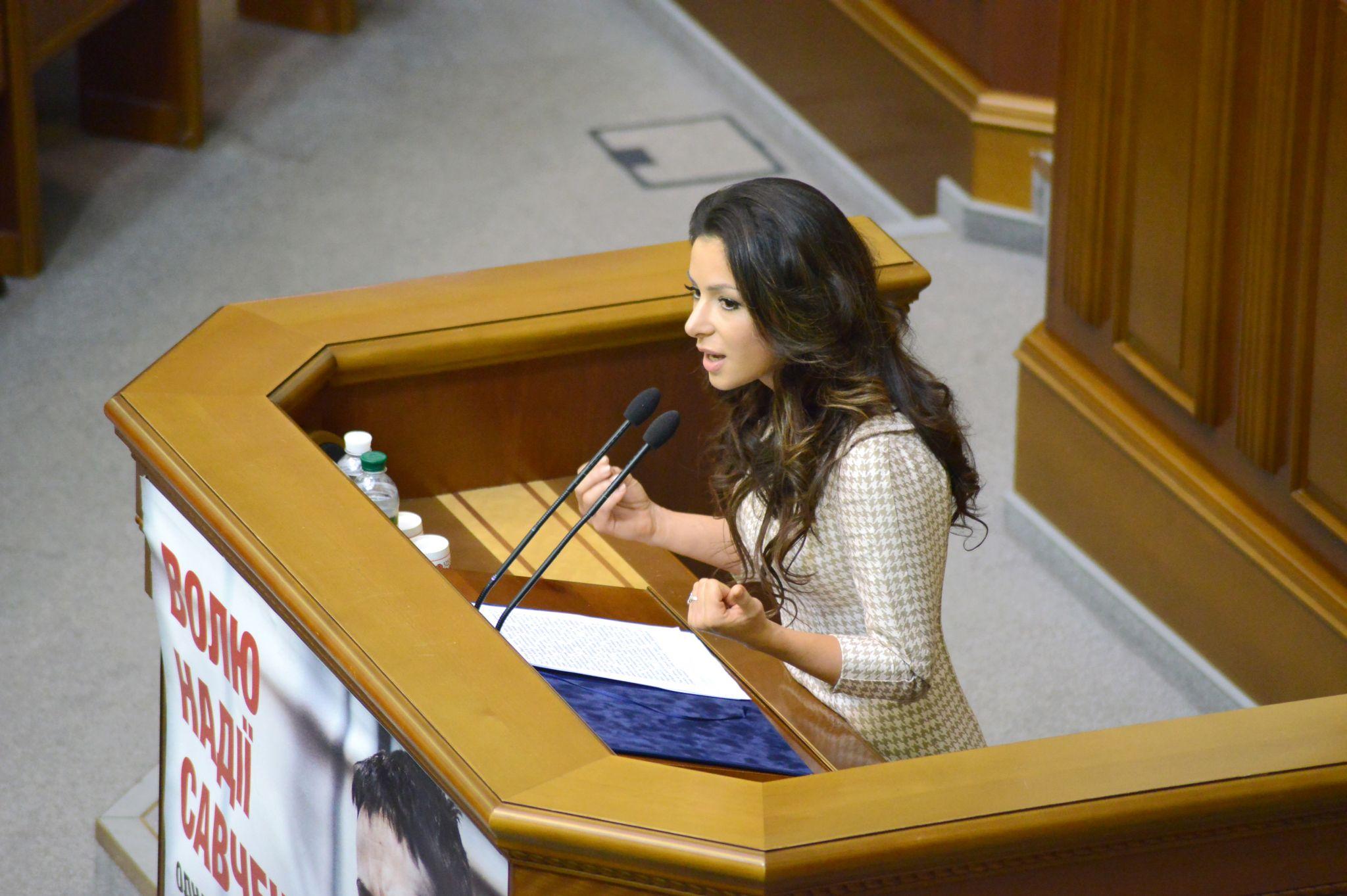 Новини Вінниці - фото з За серце співачки Злати Огнєвіч боротиметься вінничанин. Деталі нового реаліті «Холостячка»