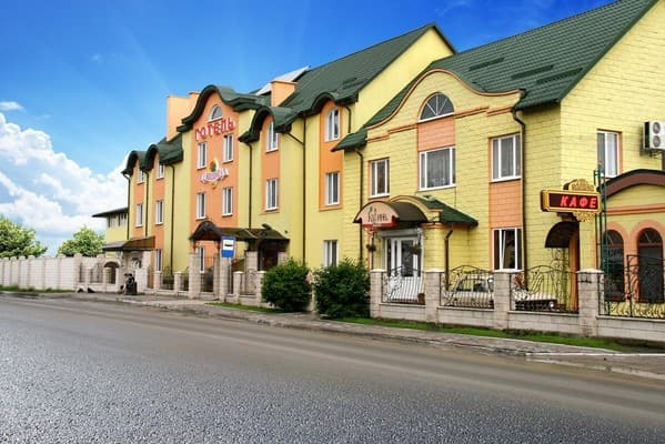 Новини Тернополя - фото з У Тернополі – максимум три, а де більше? Скільки зірок мають готелі на Тернопільщині (ІНФОГРАФІКА)