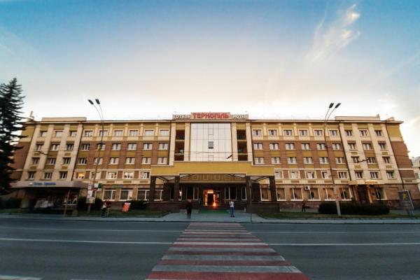 Новини Тернополя - фото з У Тернополі – максимум три, а де більше? Скільки зірок мають готелі на Тернопільщині (ІНФОГРАФІКА)