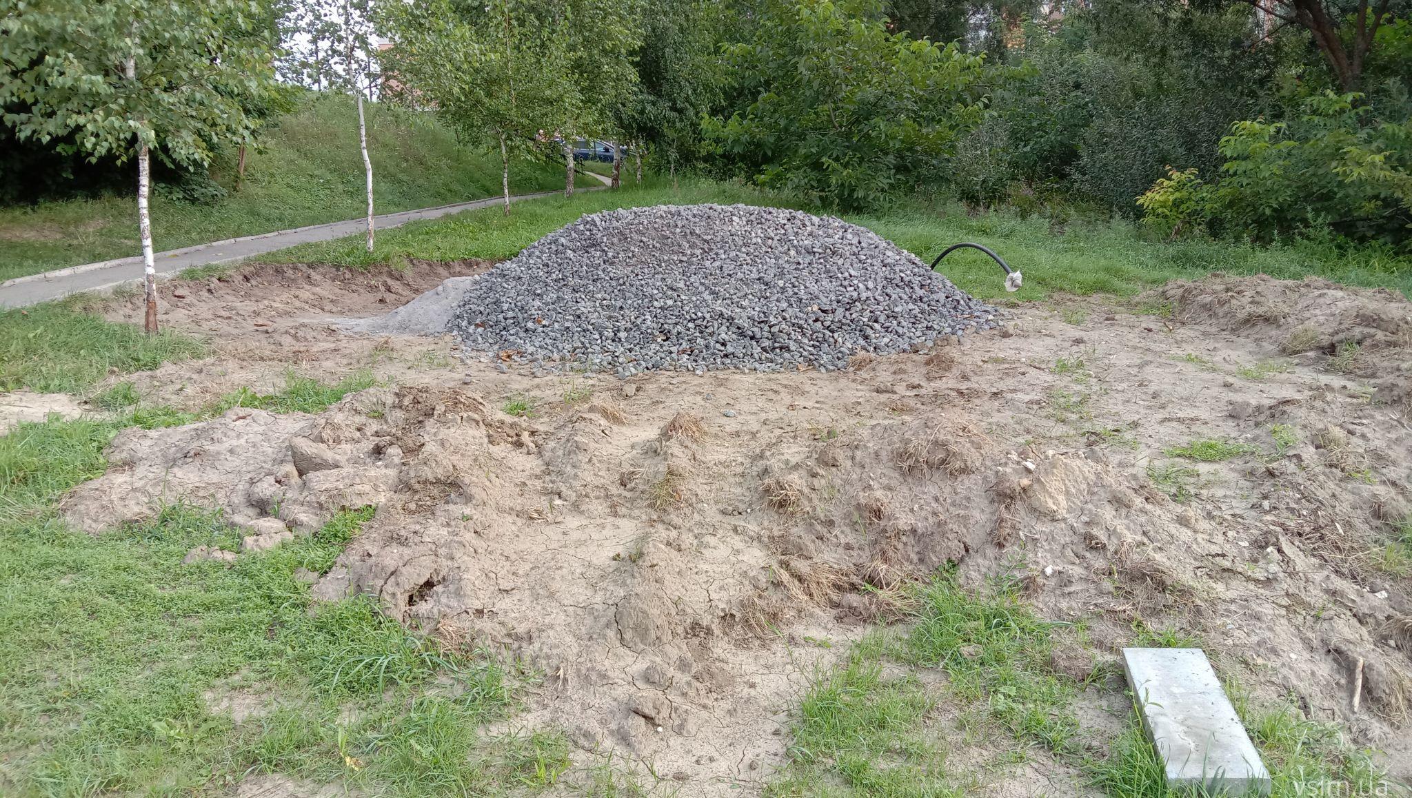 Новини Хмельницького - фото з Мешканці Озерної проти будівництва туалету біля озера. Що відомо