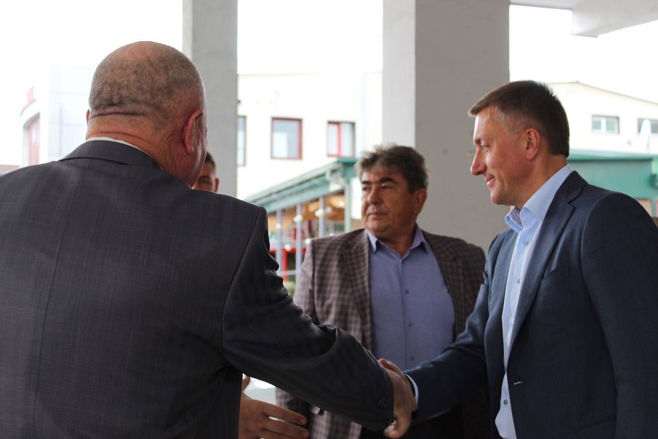 Новини Хмельницького - фото з Від браку кадрів до ввізного мита та ПДВ: підприємці Хмельниччини озвучили ключові проблеми бізнесу (пресслужба С.Лабазюка)