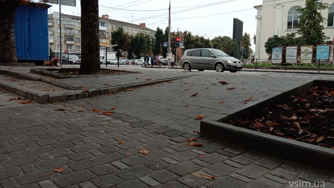 Новини Хмельницького - фото з Заїзна кишеня біля філармонії за 1,8 мільйона: що встигли зробити (ФОТО)