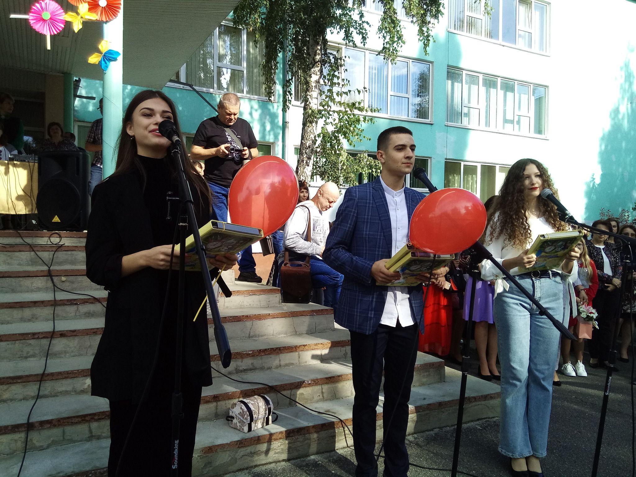 Новини Козятина - фото з Перше вересня у ліцеї і школі №2. Як це було