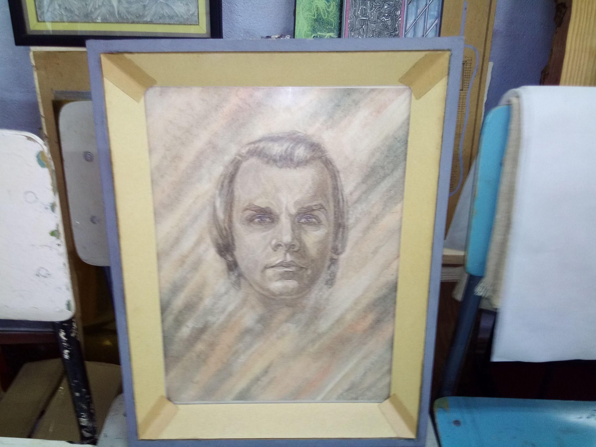 Новини Козятина - фото з Козятинчанин створює картини з битого скла в унікальній техніці