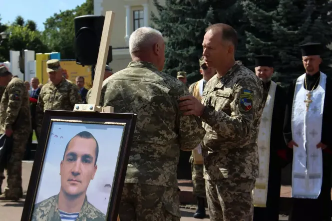 Новини Хмельницького - фото з Нова смуга руху і хмельничанин на шоу «Холостячка»: Топ-5 новин на ВСІМ за 2 вересня