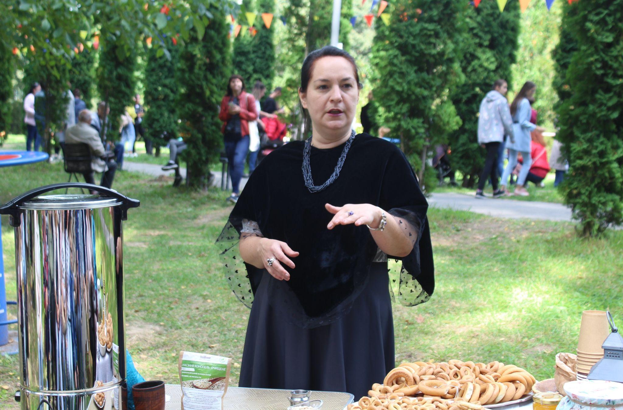 Новини Вінниці - фото з Танцювали, грали у крокет, а яку каву пили!..  Що ще було на пікніку у Пирогова?