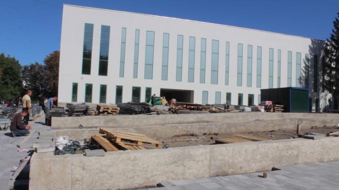 Новини Вінниці - фото з «СКА» готовий на 92%. Репортаж з будівлі, в якій завершують реконструкцію