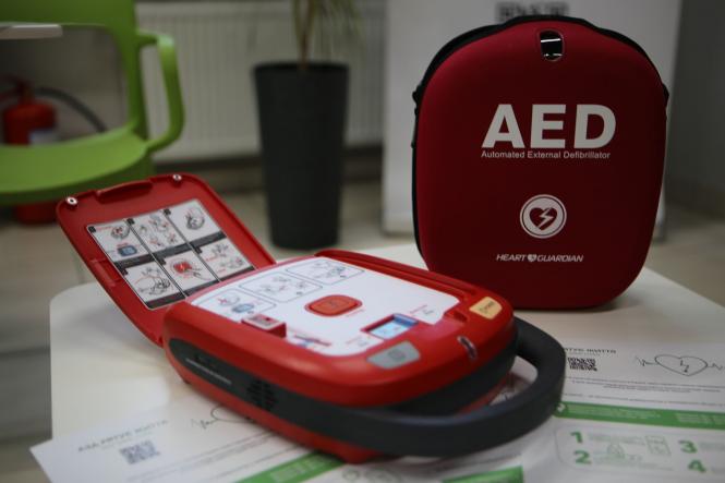 Новини Вінниці - фото з Довіртесь штучному інтелекту та рятуйте життя. Де і навіщо у Вінниці встановлять  дефібрилятори