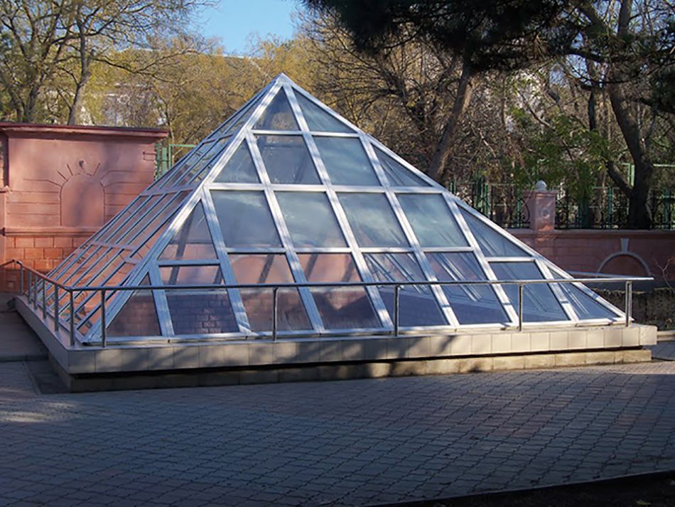 Новини Житомира - фото з Знову за рибу гроші: провалля у центрі Житомира пропонують переробити за 260 тисяч гривень