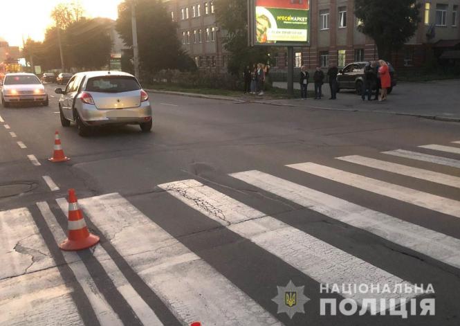 Новини Вінниці - фото з На «зебрі» по Коцюбинського легковик збив трьох 17-річних студенток. Нові деталі ДТП