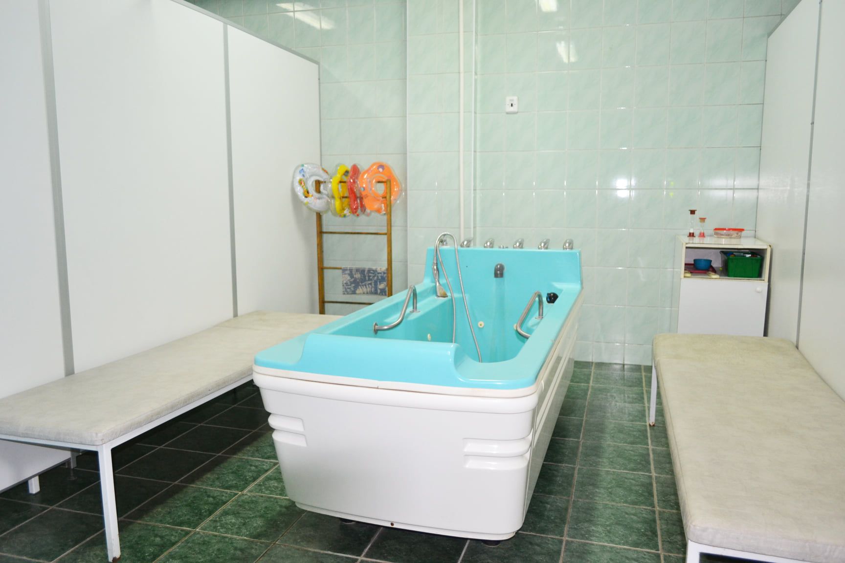 Новини Тернополя - фото з На базі Тернопільської обласної дитячої лікарні функціонує центр ранньої медичної реабілітації (ФОТО)