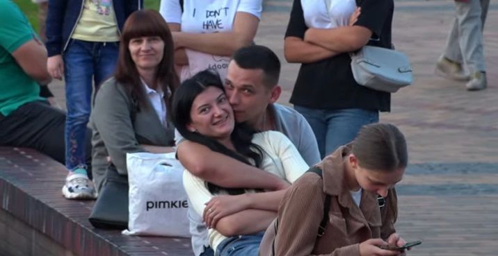 Новини Вінниці - фото з Вінниціянський фестиваль і глядачі в лав-кадрі. Що відбувається зараз на Майдані Незалежності?