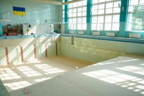 Новини Житомира - фото з Велике будівництво на Житомирщині: Віталій Бунечко відвідав спортивні заклади області, які планується реконструювати у 2022 році