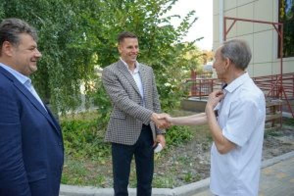 Новини Житомира - фото з Велике будівництво на Житомирщині: Віталій Бунечко відвідав спортивні заклади області, які планується реконструювати у 2022 році