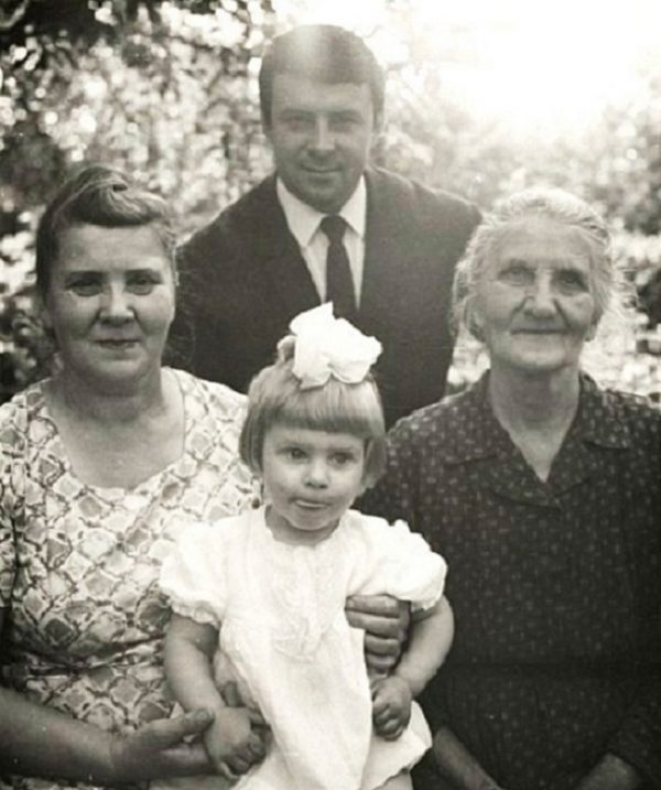 Причина смерти и фото Елены – дочери Кашпировского