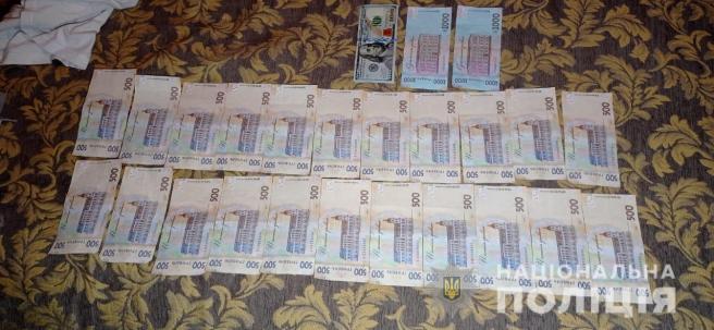 Новини Вінниці - фото з Заробіток 50/50. КОРДівці «вломились» до проституток та затримали сутенершу (ВІДЕО)