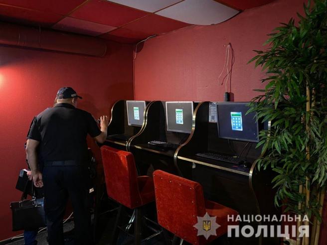 Новини Вінниці - фото з На Київській знову закрили підпільний гральний заклад. Вдруге за два місяці