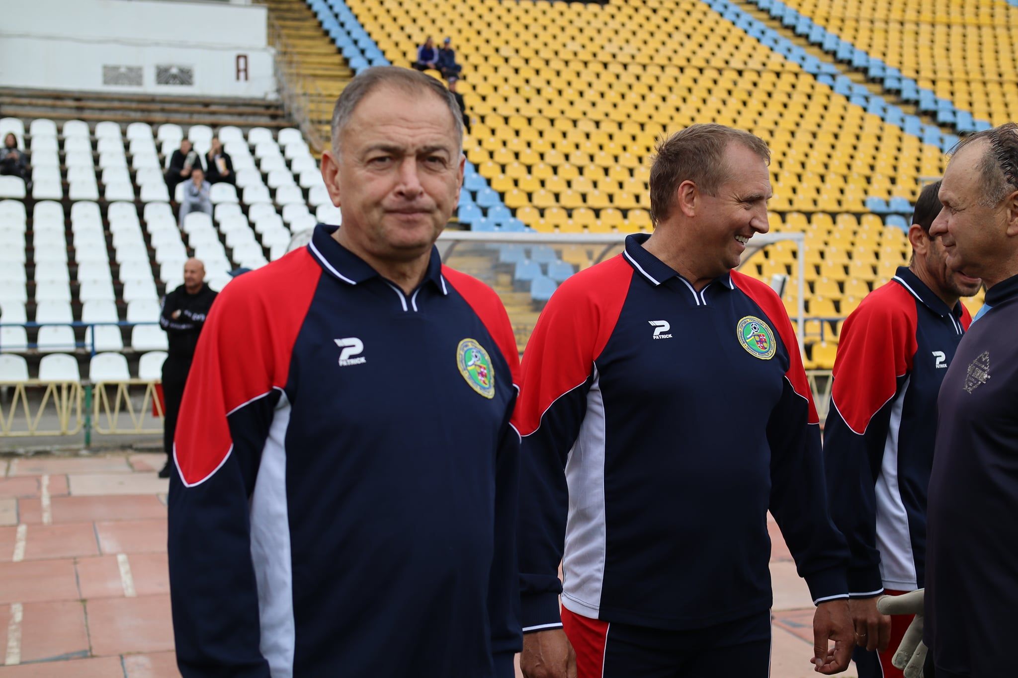 Новини Вінниці - фото з Збірна області проти «Ниви». Легенди вінницького футболу зійшлися в товариському матчі