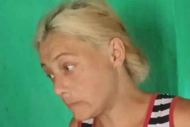 Знайшли Ларису, яка стрибнула з немовлям з другого поверху лікарні