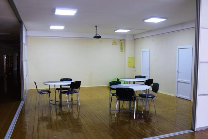 Новини Вінниці - фото з Вчитель має харизму, учень — владу. Як влаштоване навчання у одній з кращих шкіл Вінниці?