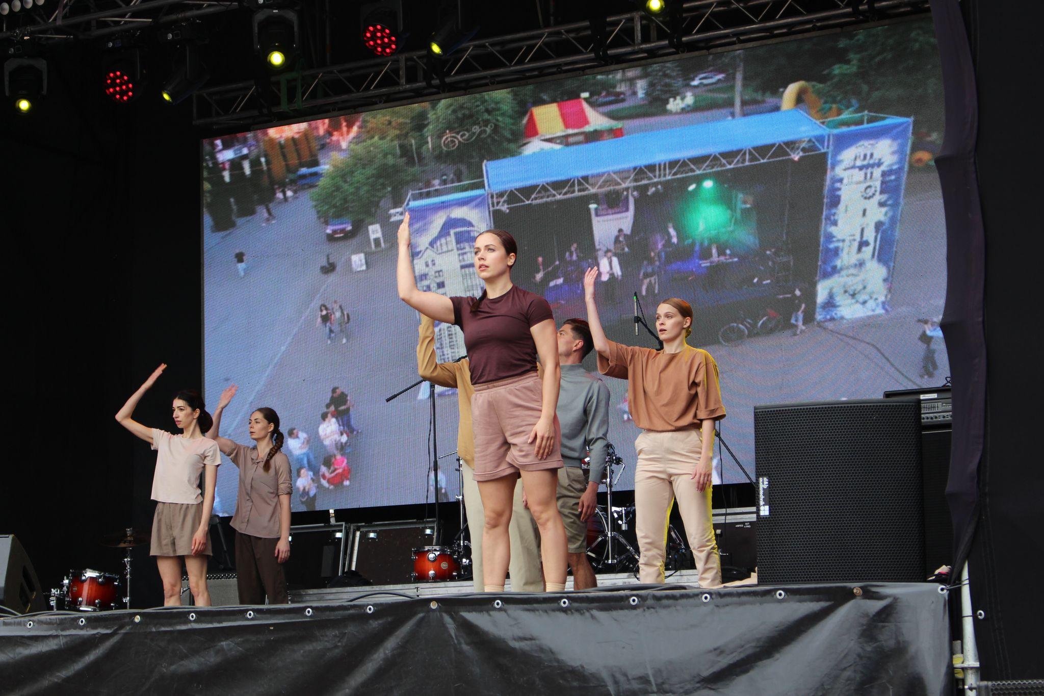 Новини Хмельницького - фото з 31 квартира та премії по 20 тисяч: хто отримав нагороди на День Міста (ФОТО)