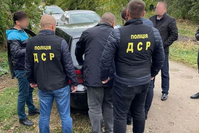 Новини Вінниці - фото з Життя на вокзалі, смерть заробітчанки та інше важливе за 25 вересня на 20minut.ua Вимагав та отримав 5 тисяч доларів. На Вінниччині затримали посадовця-хабарника