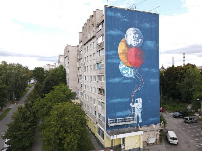 Новини Вінниці - фото з На будинках Вінниці зробили чотири мурал-арти. Яка ціна малюнків?