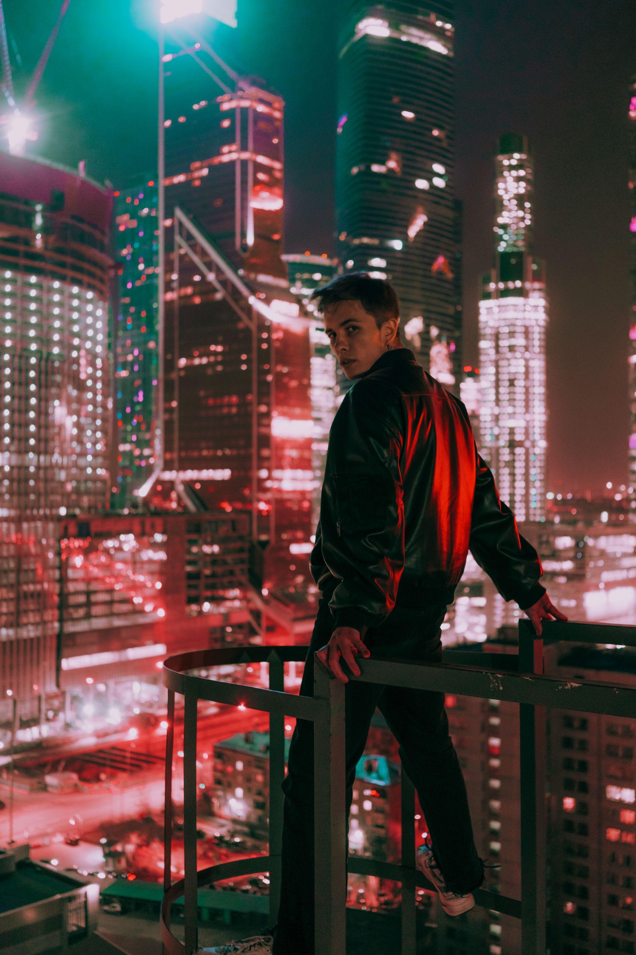 Новини Вінниці - фото з Умовний термін та численні штрафи за адмінпорушення. Що у Вінниці забув відомий треш-блогер?