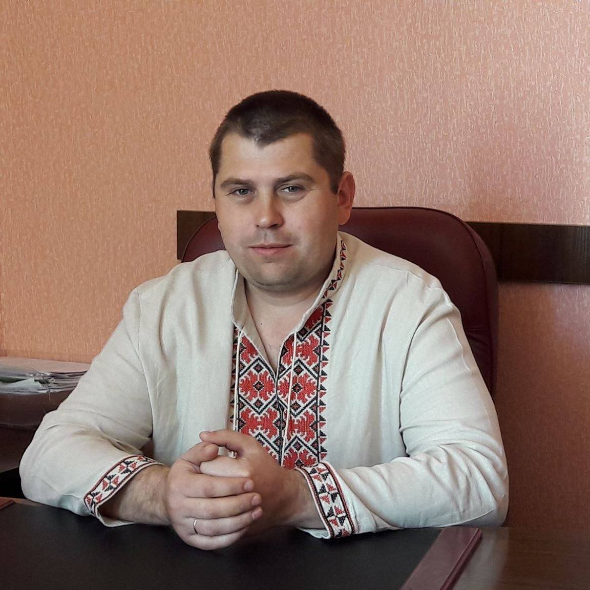 Новини Хмельницького - фото з Шафа для учнів за гроші. Як це коментує директор ліцею №17 та що кажуть в департаменті