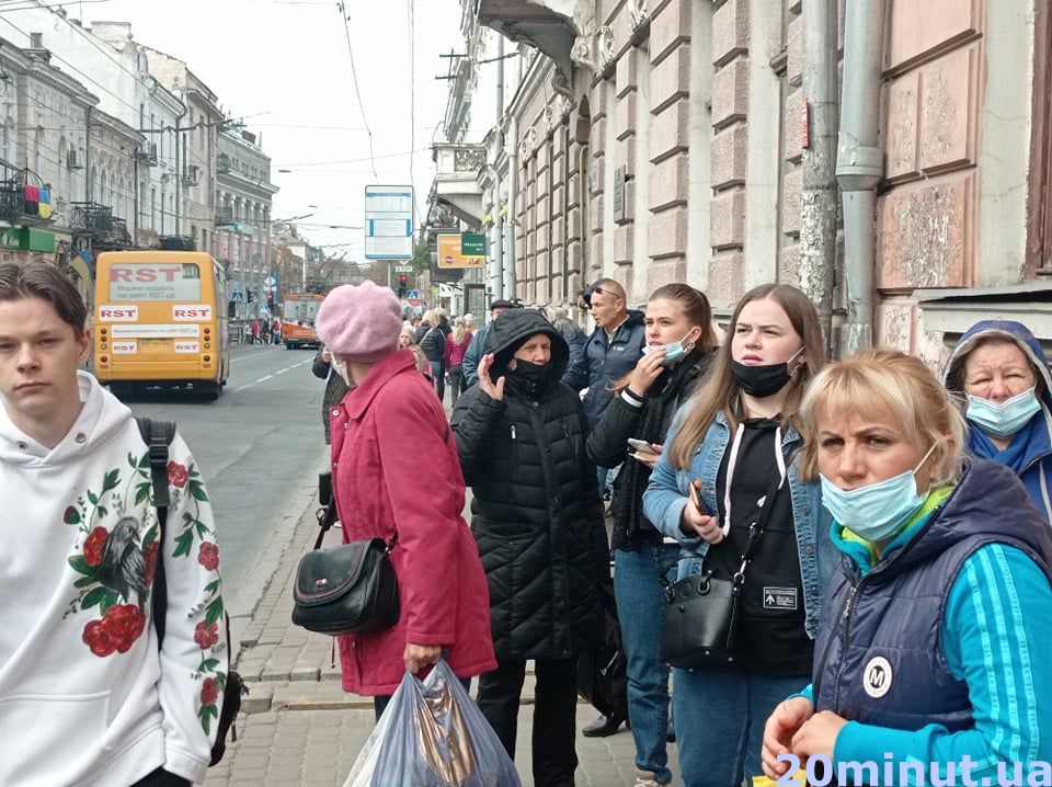 Новини Тернополя - фото з І що змінилося? Ми перевірили майже всі точки продажу проїзних і термінали: які висновки (ГРАФІКА)