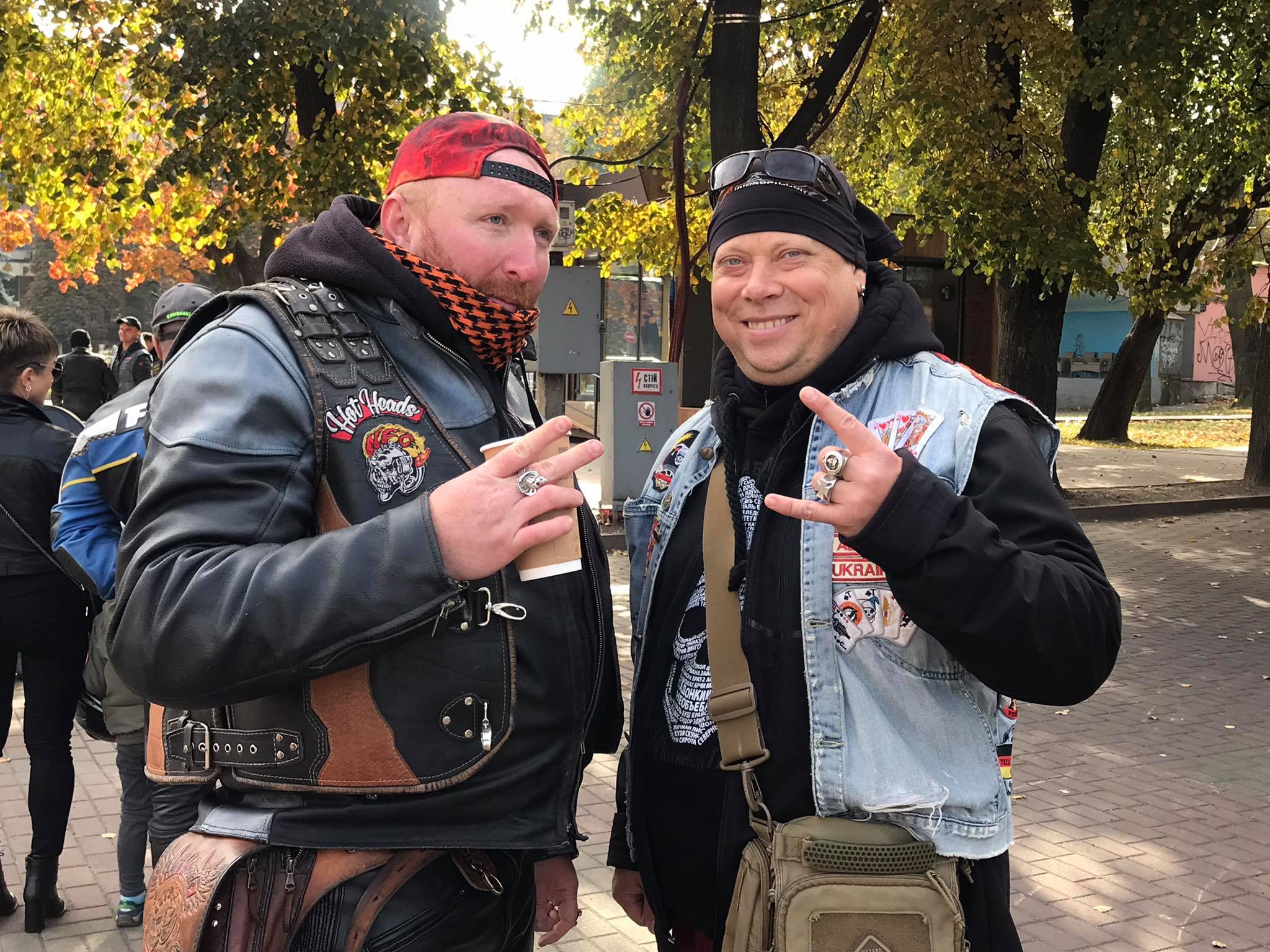 Новини Хмельницького - фото з Слухали рок і катали перехожих. Репортаж з байкерської тусовки в центрі Хмельницького Нет описания.