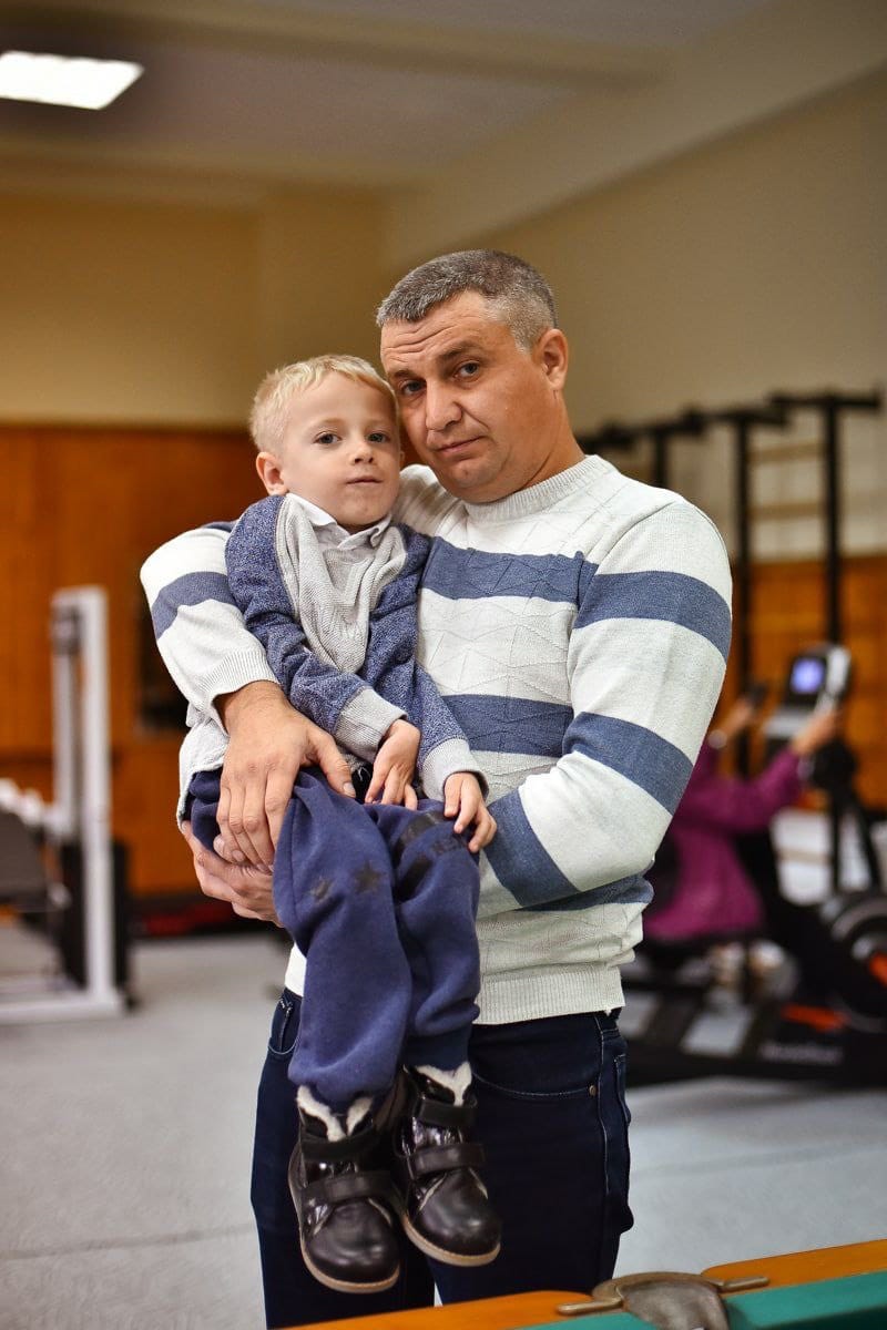 Новини Тернополя - фото з Фото дня: у центрі Тернополя організували благодійний ярмарок на підтримку маленького Артемка Шкандюка