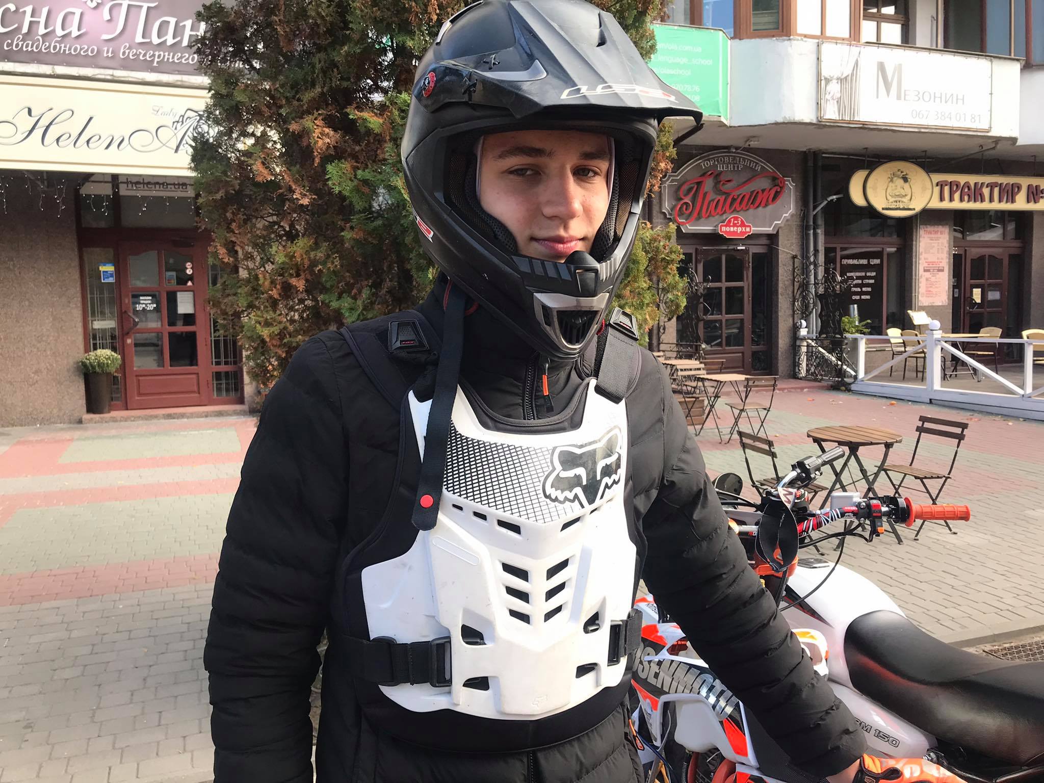 Новини Хмельницького - фото з На них кажуть “хрустики” та “фарш”. Хмельницькі мотоциклісти відповіли своїм хейтерам Нет описания.