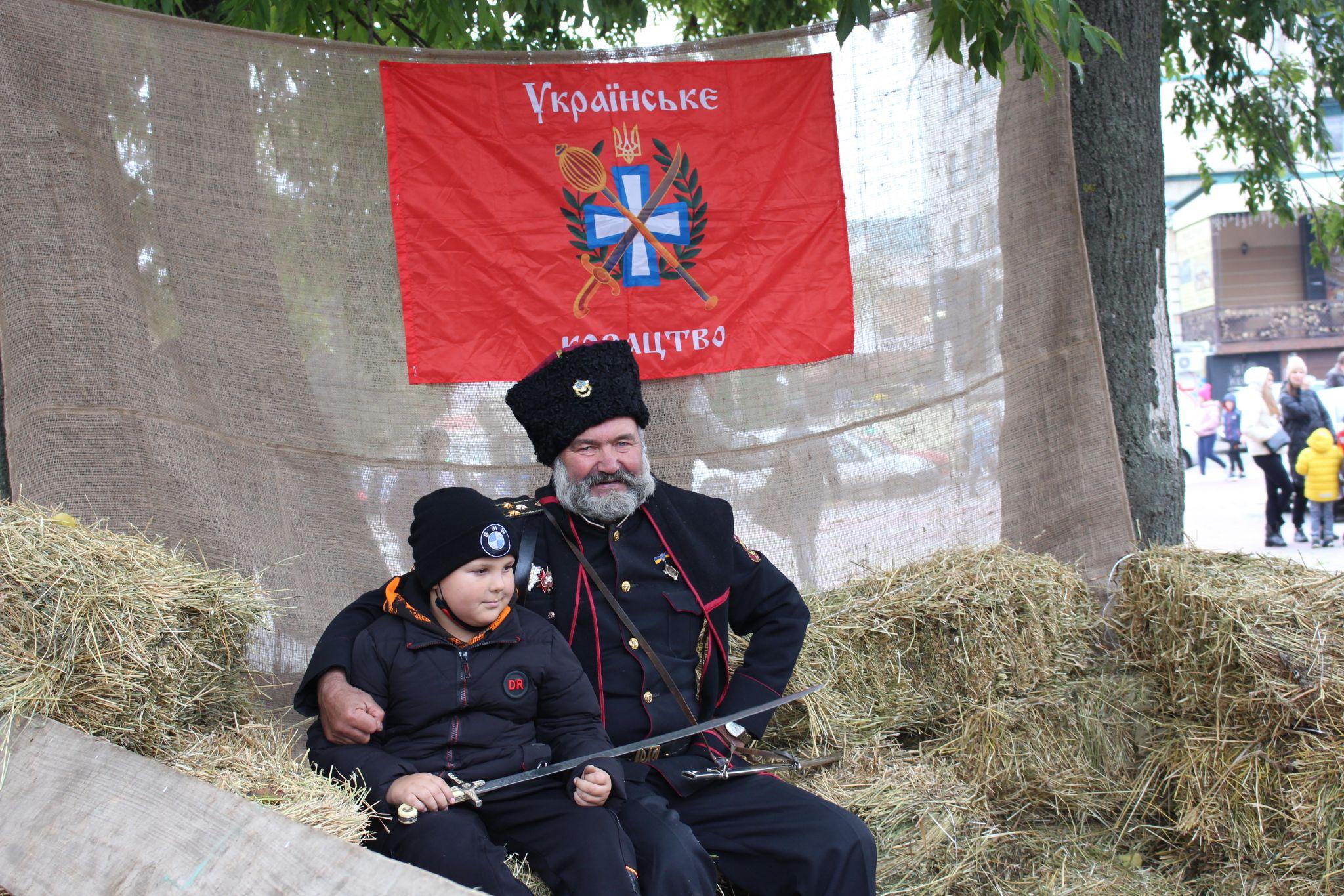 Новини Хмельницького - фото з Репортаж з військового свята в центрі Хмельницького (ФОТО, ВІДЕО)