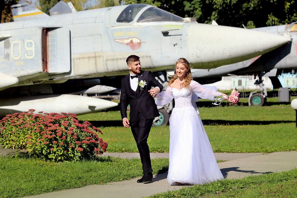 Новини Вінниці - фото з Музеї, палаци, парки. Популярні вінницькі локації для весільних фотосесій восени