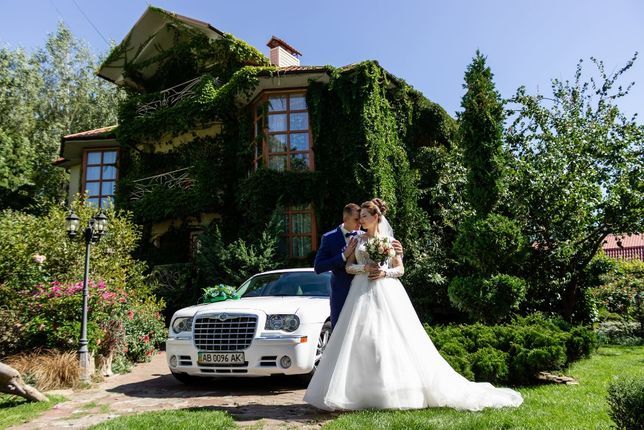 Новини Вінниці - фото з Музеї, палаци, парки. Популярні вінницькі локації для весільних фотосесій восени