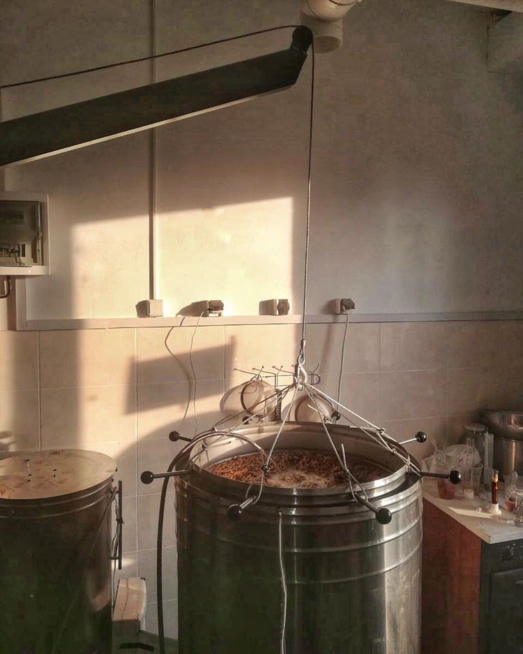 Новини Тернополя - фото з Варить пиво з гарбуза і портер з чорносливом: як козівчанин відкрив броварню. Історія успіху Немає опису світлини.