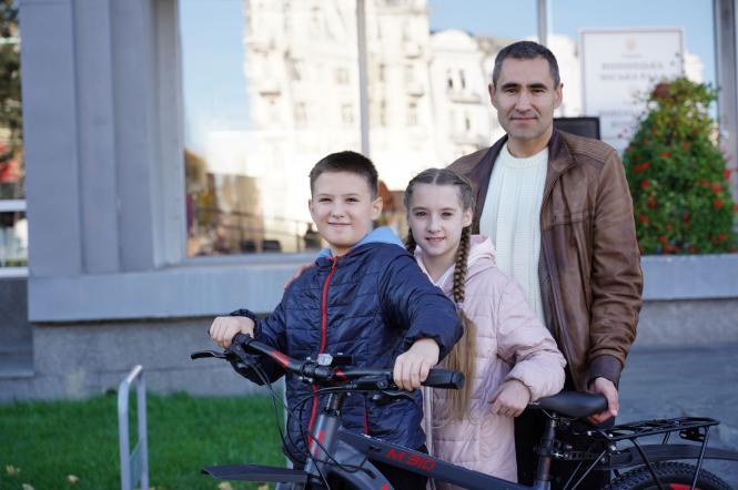 Новини Вінниці - фото з «Вакцинувався, а ще й бонус вручили». Що подарували за укол від ковіду і скільки коштують призи