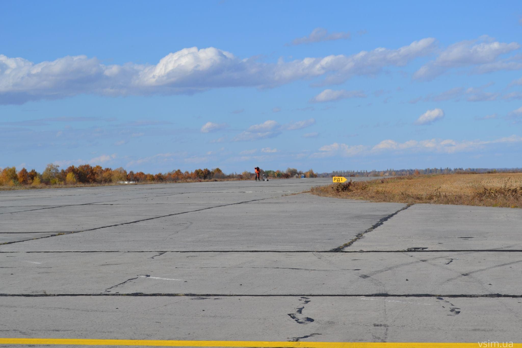 Новини Хмельницького - фото з Реконструкція смуги та вантажні перевезення: як триває відновлення хмельницького аеропорту (ФОТО, ВІДЕО)